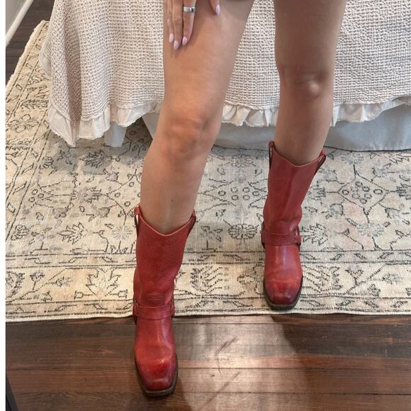 Frye Vintage Red Leather Square Toe Harness Boots Size 8 - Picture 2 of 12